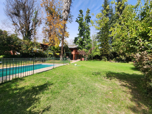 Hermosa Parcela 5550 Mt2 Con Casa Y Piscina (91894)