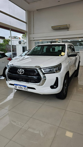 Toyota Hilux 2.8 Cd Srv 177cv 4x4 At