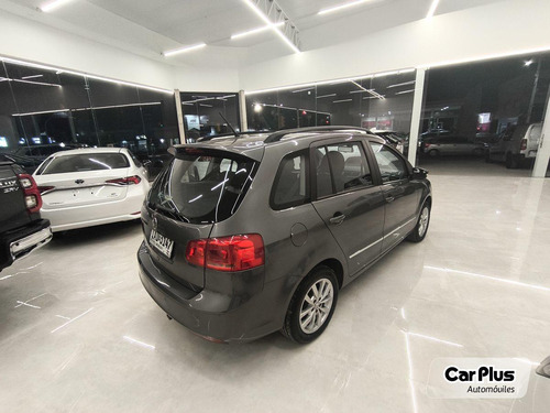 Volkswagen Suran Highline