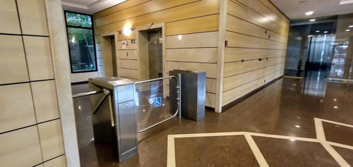 Imagem 26 de 30 de Conjunto, 49 M² - Venda Por R$ 500.000,00 Ou Aluguel Por R$ 1.500,00/mês - Jardins - São Paulo/sp - Cj0738