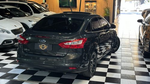 Ford Focus III 2.0 Sedan Titanium At6
