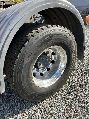 Imagen 4 de 14 de Iveco Hi Way 440