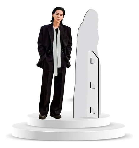 comprar Figura De Coroplast De Suga Bts A Tamaño Real