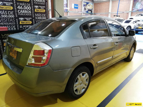 Nissan Sentra B16