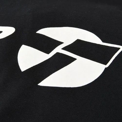 Imagen 3 de 5 de Remera Topper Gtb Mc Brand Tee Negro Blanco Niño
