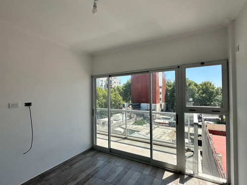 Venta Departamento 2 Ambientes Caseros