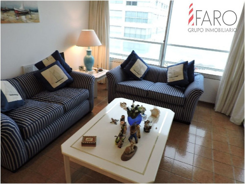 Imagen 5 de 30 de Apartamento De 1 Dormitorio En Torre De La Mansa Con Servicios - Punta Del Este Mansa