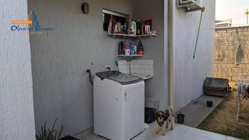 Casa À Venda Por R$240.000 Com Quintal E 2 Quartos No Residencial Arco Íris - Anápolis Go - Ca1666