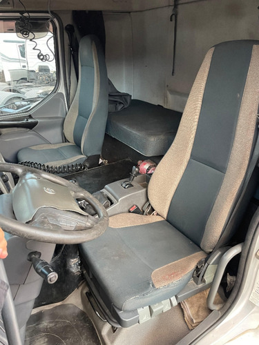 Volvo Vm 330 Ishift 8x2 Ano 2014