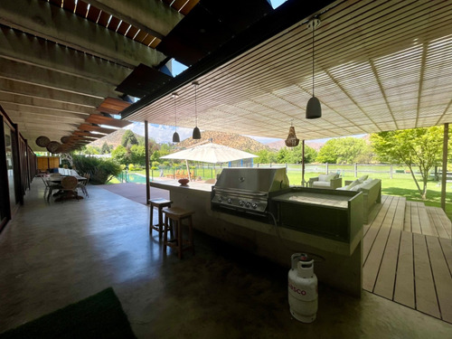 Venta Casa Moderna, Con Orilla Laguna Privada