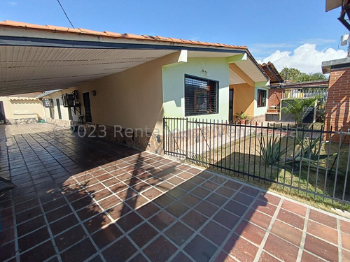 24-13391 Hermosa Casa En Venta, Urb. Los Samanes, Maracay Mord