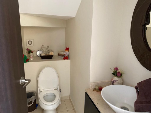 Imagen 10 de 14 de Se Vende Casa En Colinas Del Mirador, 3 Recamaras, 2.5 Baños