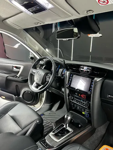 Toyota Fortuner 2.8 SRV
