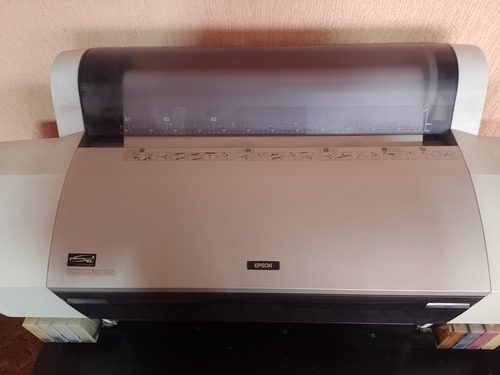 Plotter Epson Stylus Pro 7880 Sublimación P/reparar Ofrezca Gris (Usado)