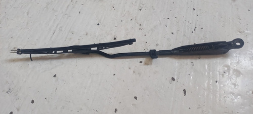 Brazo Limpiador Trasero De Jeep Liberty Modelo 2006 (Usado)