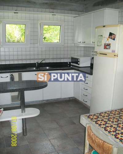 Imagen 5 de 10 de Casa A La Venta