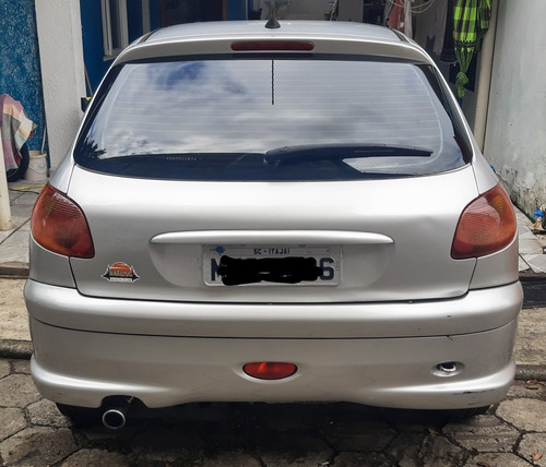 Imagem 5 de 10 de Peugeot 206 2008 1.4 Moonlight Flex 5p