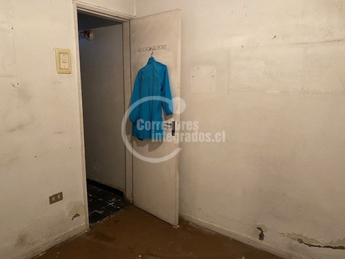 Casa En Venta De 4 Dorm. En Las Condes