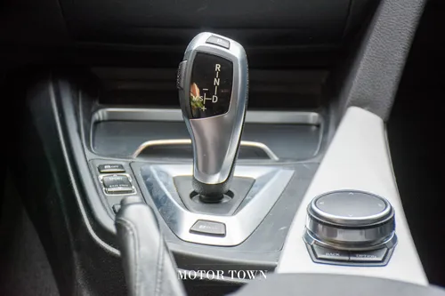 BMW Serie 3 2.0 330e F30 Lci Iperformance