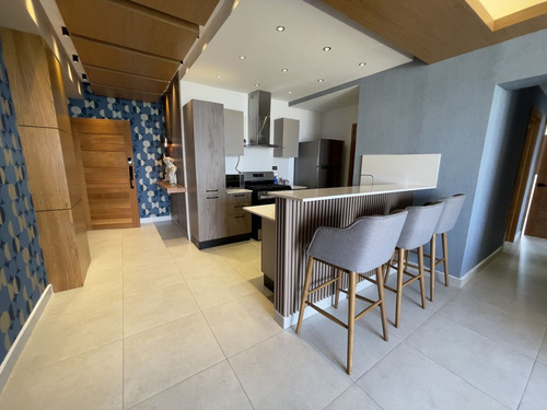 Exclusivo Apartamento En La Esperilla, Santo Domingo