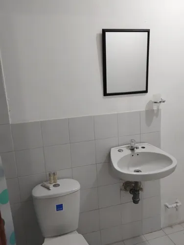 Arriendo Apartaestudio Con Servicios Incluidos.