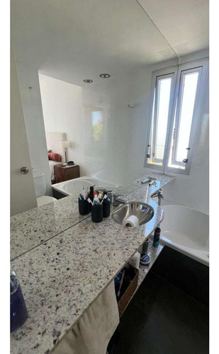 Departamento En Venta Exclusivo De 3 Dormitorios Pichincha