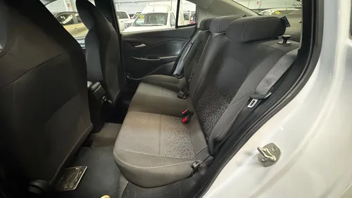 Chevrolet Onix 2021