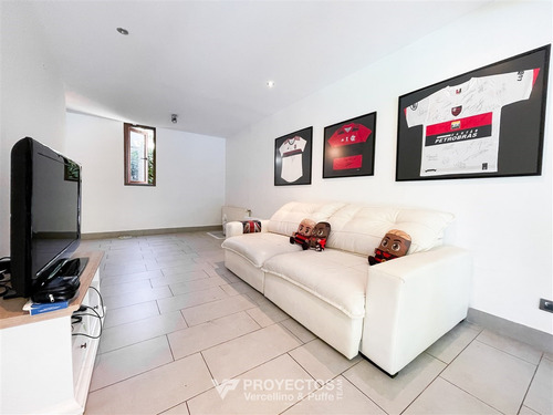 Casa En Arriendo De 4 Dorm. En Lo Barnechea