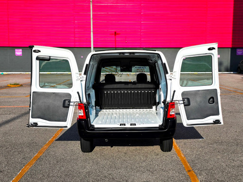 Peugeot Partner Furgon 1.6 800kg Flex 5p