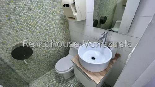 Local / Casa Comercial ( Pb / A Pie De Calle) Alquiler Chuao Mls- 25-7685