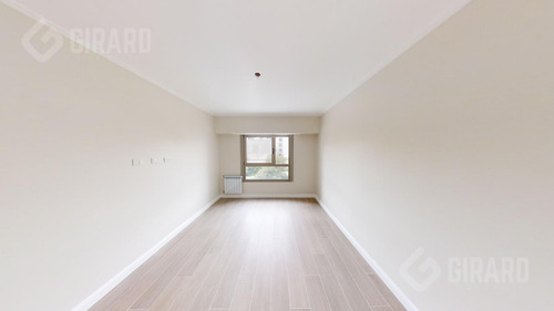 Venta De 3 Amb A Estrenar. Amplio Living Comedor. Zona Paseo Aldrey. Con Patio