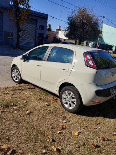 Fiat Punto 1.4 Attractive C/radio Integrada