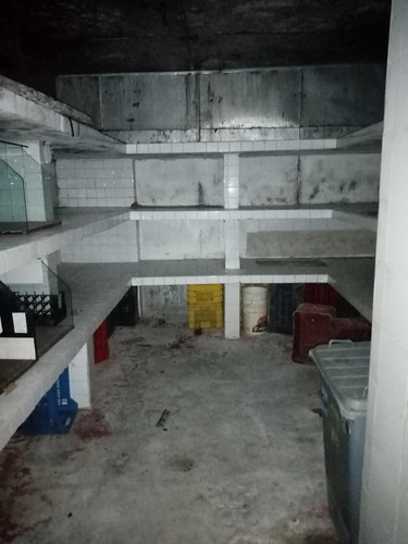 Imagen 13 de 23 de En Venta Local Comercial En Catia La Mar 0414 099 7777 / 0412 578 7777