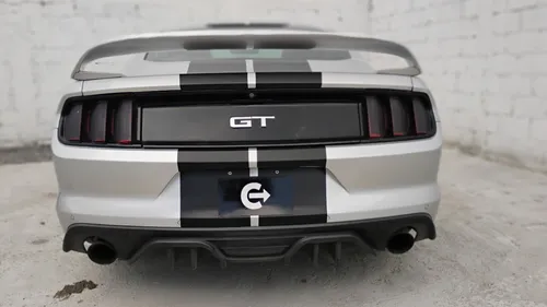 Ford Mustang 5.0l V8 Mt