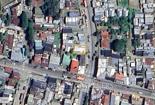 Oportunidad De Inversión! Terreno Con Amplia Casa ...