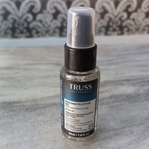 Truss Uso Obrigatório Óleo Reconstrutor Uso Obrigatório 30ml