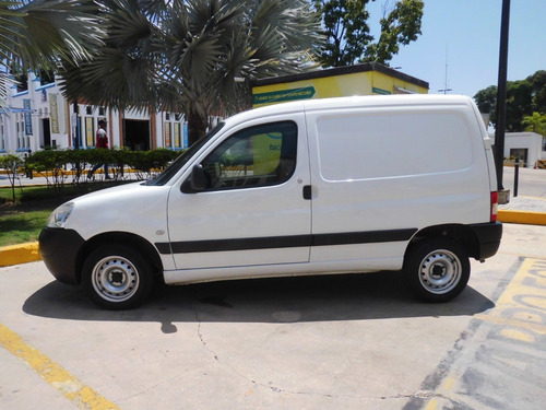Imagen 2 de 11 de Peugeot Partner