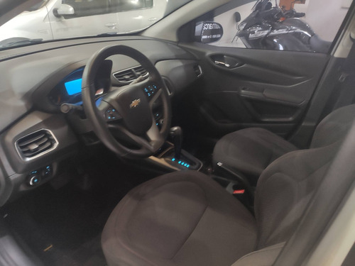 Imagem 3 de 10 de Chevrolet Onix 1.4 Mpfi Ltz 8v Flex 4p Automático