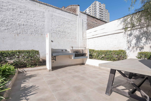Edificio Av. Lo Ovalle (1 Est. 1 Bod.) Vista Norte Piso 4