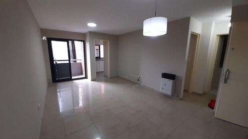 Departamento Con Cochera En Alquiler | 1 Dormitorio | Balcon