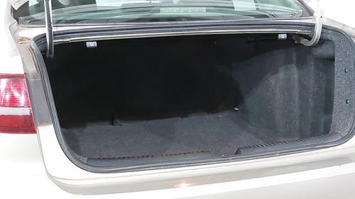 Volkswagen Jetta 2.5 COMFORTLINE TIP. BOLSAS AIRE DEL.