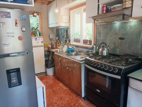 ¡casa Para Inversión En Avenida Principal!