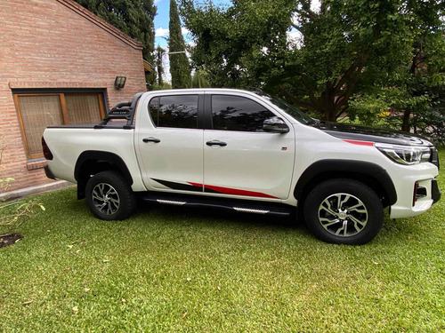 Toyota Hilux Gr 2 V6 4x4 T/a
