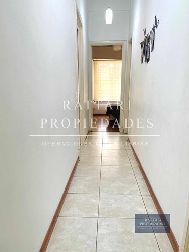Venta Casa 5 Ambientes Con Parque Y Piscina En Haedo. Excelente Propiedad