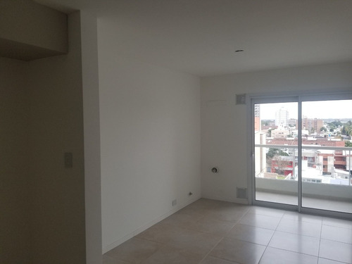 Imagen 3 de 9 de Monoambiente En Venta En Barrio Constituyentes.