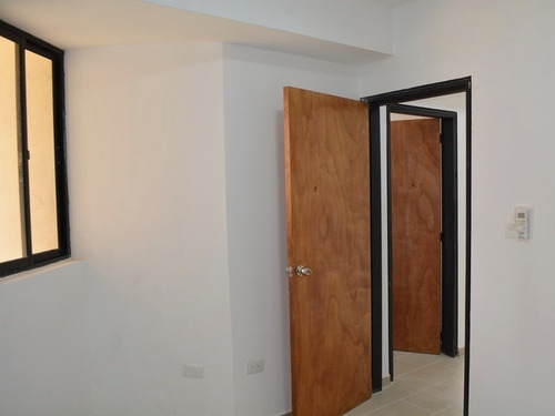 Imagen 9 de 16 de Gabriela Giron Alquila Apartamento En Las Chimeneas Valencia