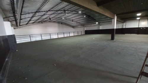 Imagen 16 de 30 de Venta Galpon Deposito San Martin Financia. El Precio Es Insuperable Para El Mercado. Inmobiliaria Seguridad Y Profesionalidad.