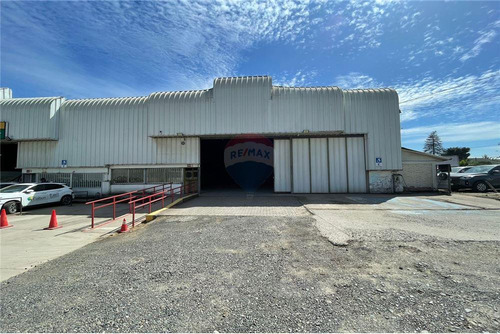 Bodega 700 M2 Caletera Varoli - 70 Uf Mas Gtos Com