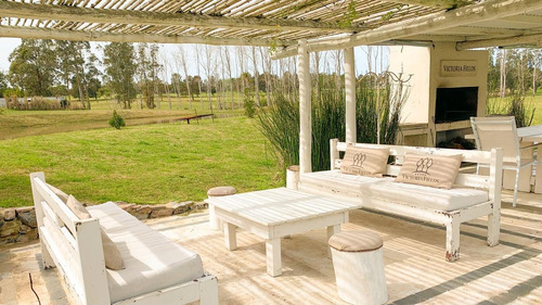 Imagen 19 de 30 de Campo - Montoya