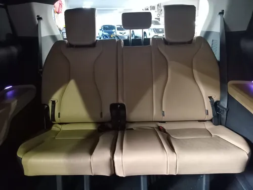 Kia Carnival Zenith At 3.5 4x2